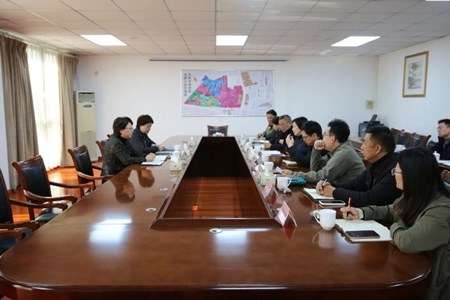 区领导调研华亭镇经济运行和安全生产工作